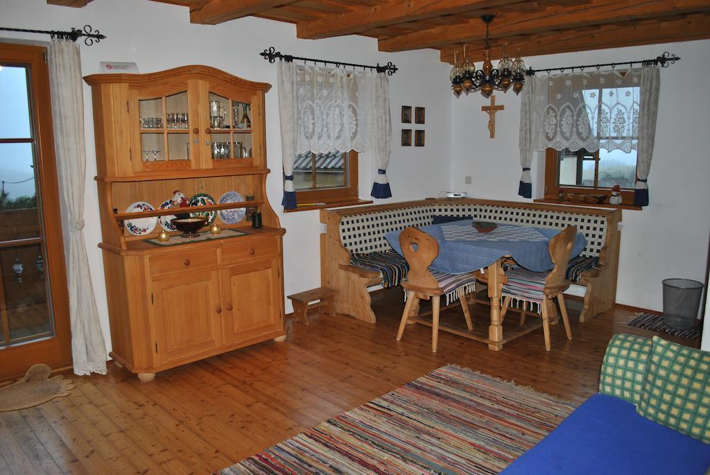 Schlintl-Hof Villa Liebenfels Ruang foto