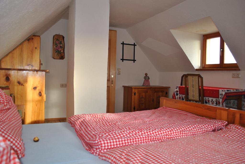 Schlintl-Hof Villa Liebenfels Ruang foto